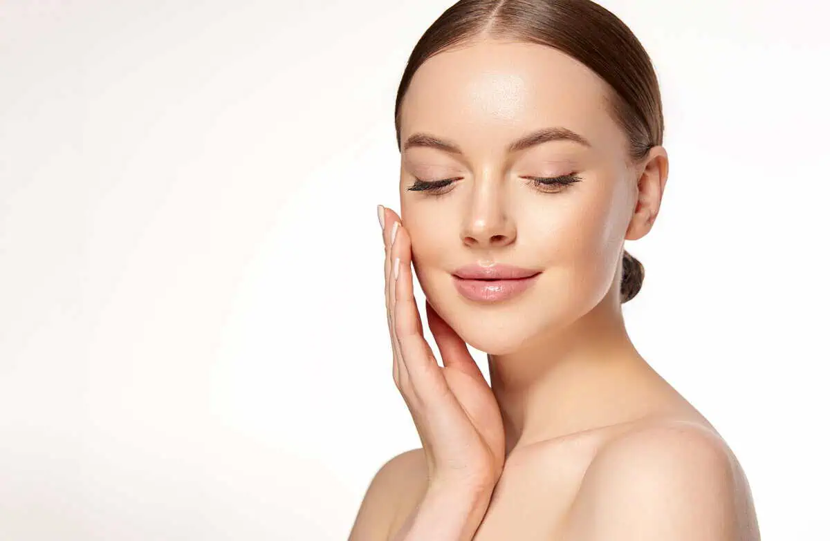 A woman is receiving Acne Injections In Cedar Park, TX at C2 Aesthetics